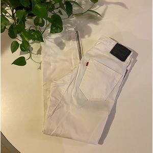 *LEVI’S* 511 Commuter jeans 32x30 white with reflective stripe down the leg